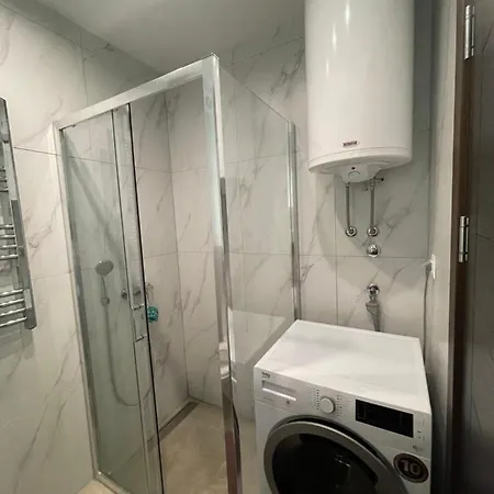 Theos Titova Apartman